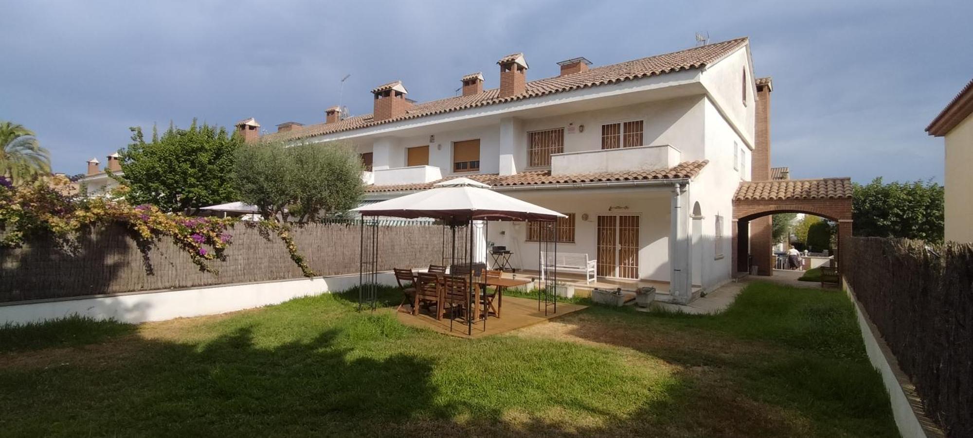 Ca L'enric Apartment